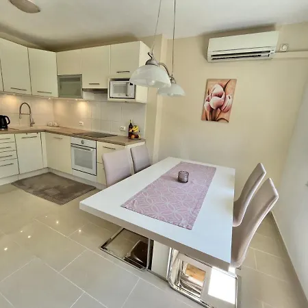 Apartment Luxury Lolipop